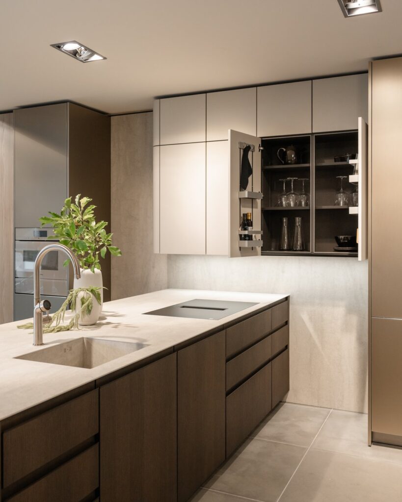 SieMatic kitchen storage layout